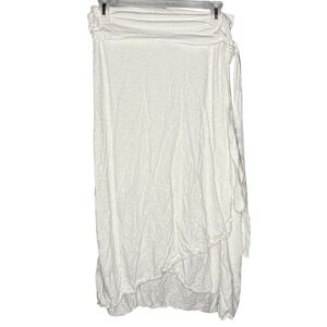Athleta Wrap Skirt Women’s size small white below knee length